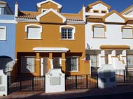 Chalets y apartamentos se alquila en San Juan de los Terreros, Andalucia